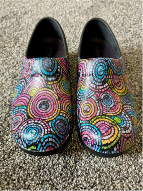Women's Crocs Neria Pro II Graphic Multi-Color Size 10